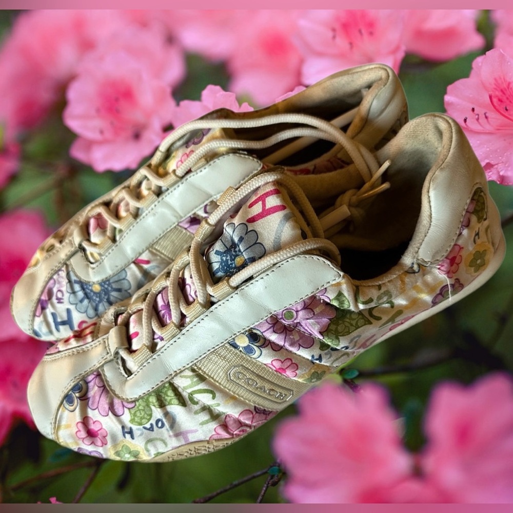 Coach Vintage Kirby “Graffiti Daisy” Tennis Sneakers - Size 10M
